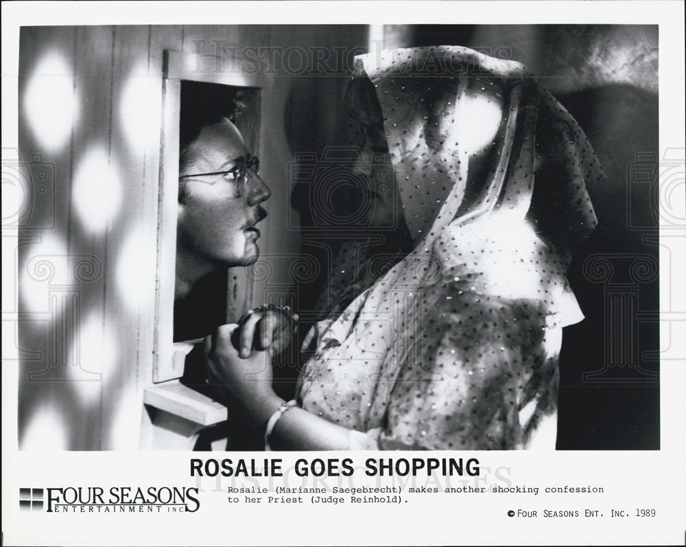 1989 Press Photo Judge Reinhold &amp; Marianne Saegebrecht in &quot;Rosalie Goes Shopping&quot; - Historic Images