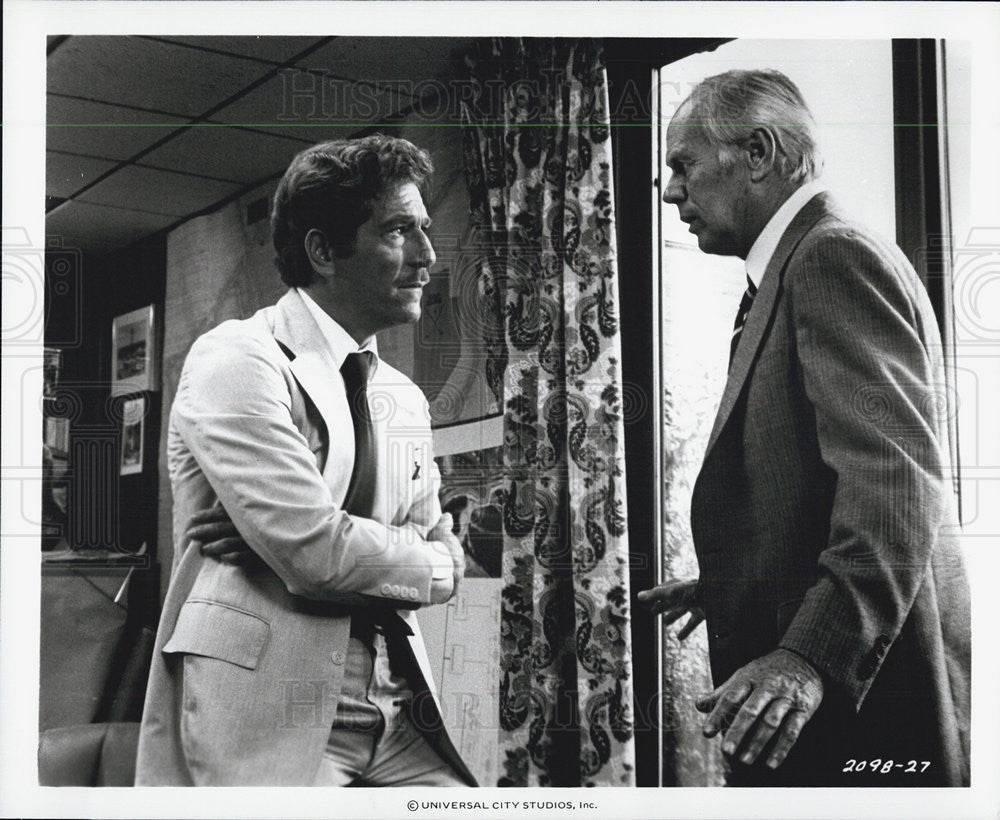 Press Photo George Segal and Richard Widmark star in &quot;Rollercoaster&quot; - Historic Images