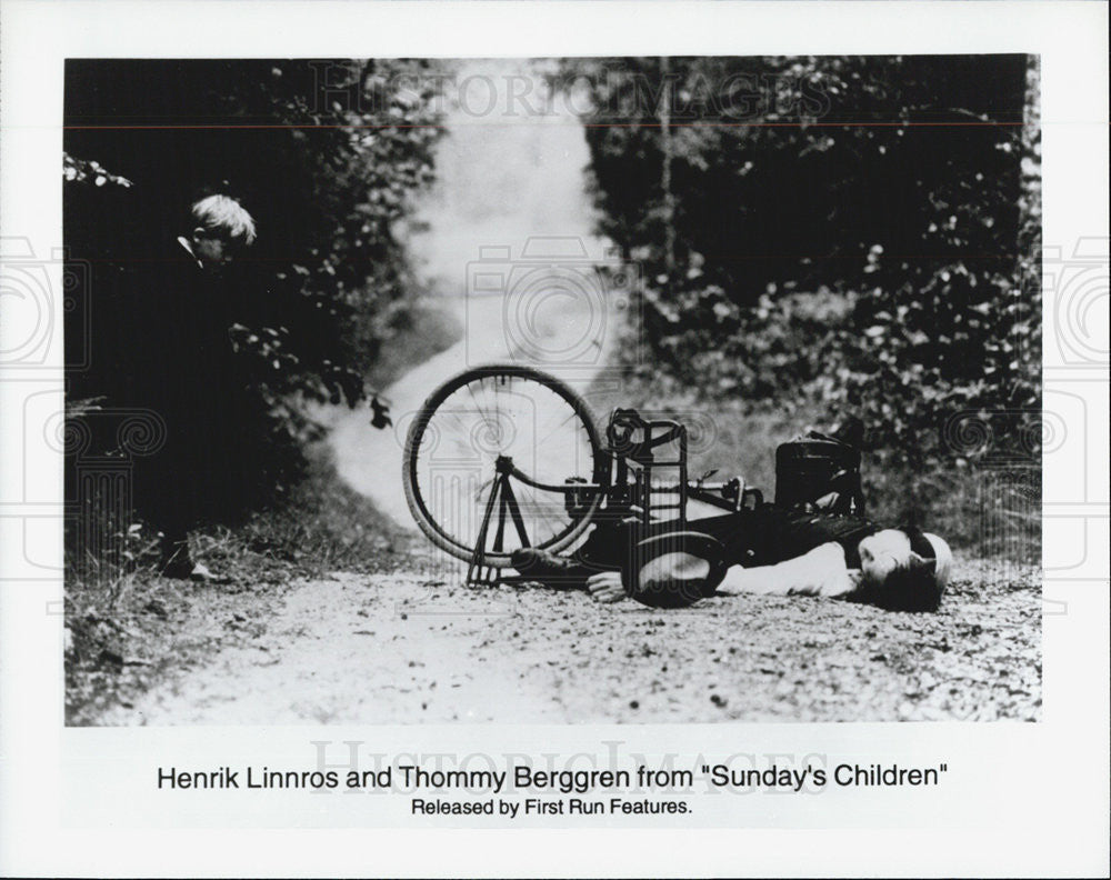 Press Photo Henrik Linnros Thommy Berggren Sunday&#39;s Children First Run Features - Historic Images