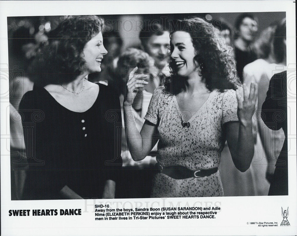 1988 Press Photo Actresses Susan Sarandon And Elizabeth Perkins Starring In - Historic Images