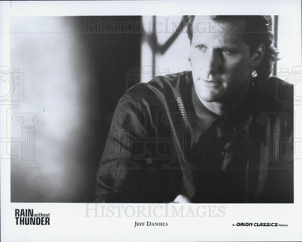 Press Photo Jeff Daniels stars in &quot;Rain Without Thunder&quot; - Historic Images