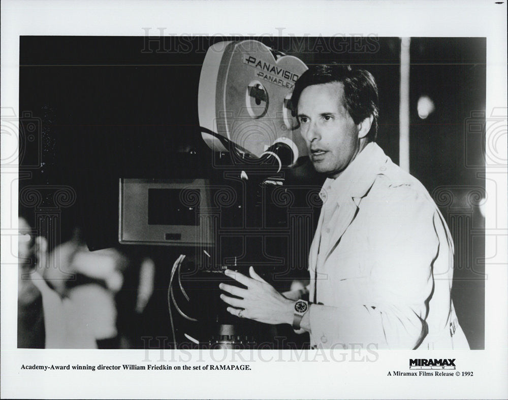 1992 Press Photo Director William Friedkin on set of &quot;Rampage&quot; - Historic Images