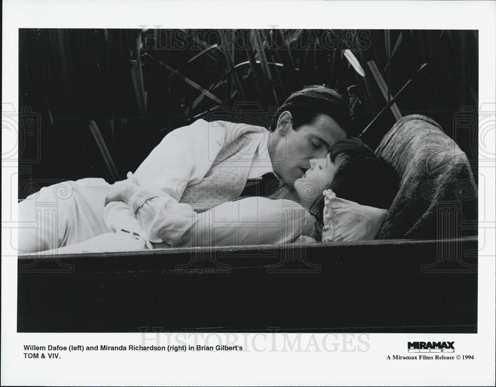 1994 Press Photo of Actor William Defoe and Actress Miranda Richardson. - Historic Images