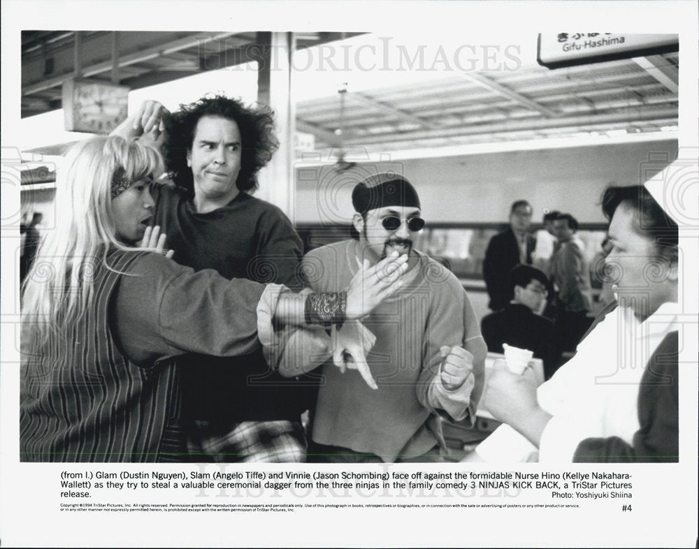 1994 Press Photo Dustin Nguyen Jason schombing Kellye Nakahara Wallett - Historic Images