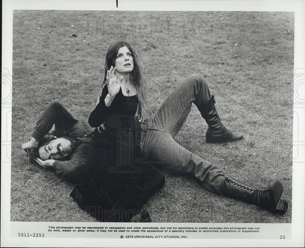 1979 Press Photo Actors Katharine Ross And Sam Elliott Star In Movie The Legacy - Historic Images