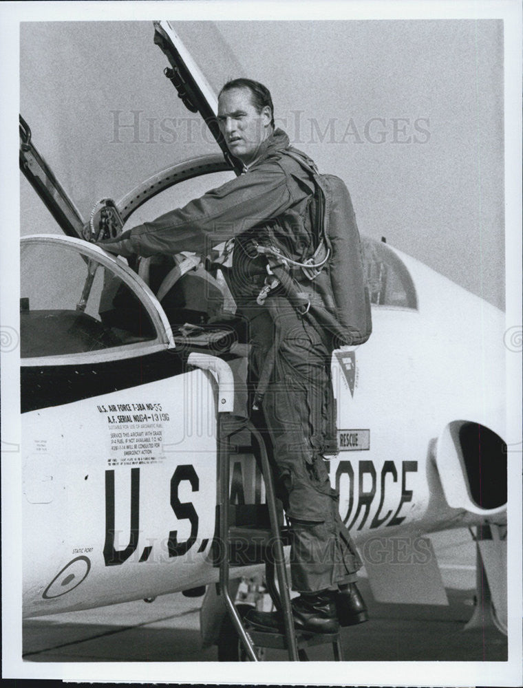 1984 Press Photo Craig T Nelson AIR FORCE - Historic Images