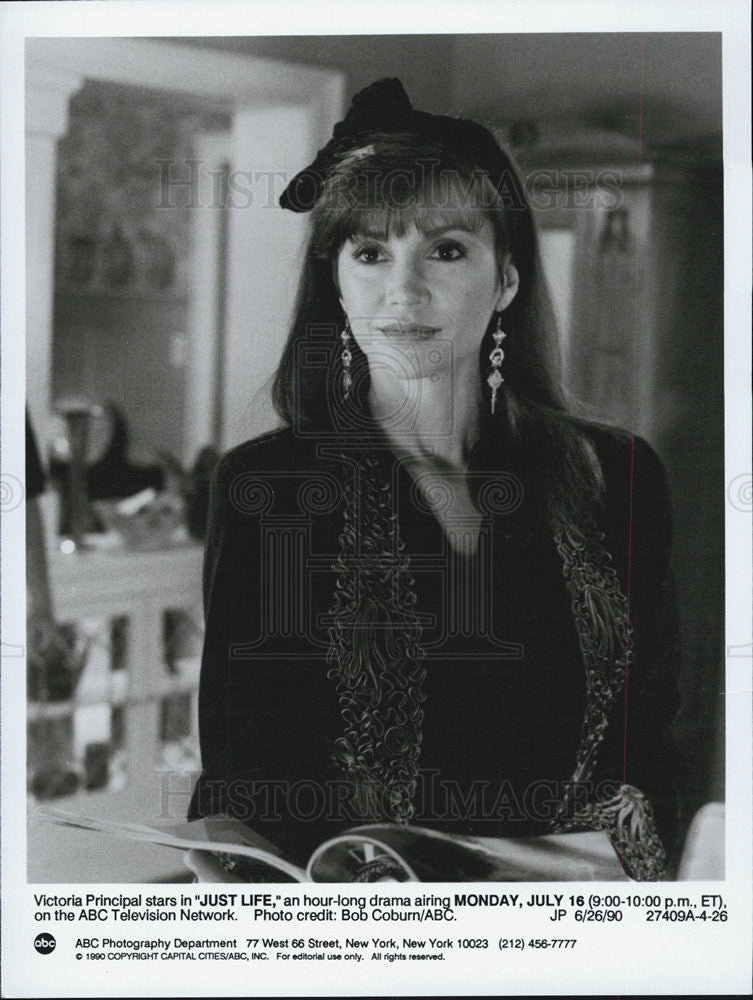 1990 Press Photo Actress Victoria Principal Stars In ABC TV Series Just Life - Historic Images