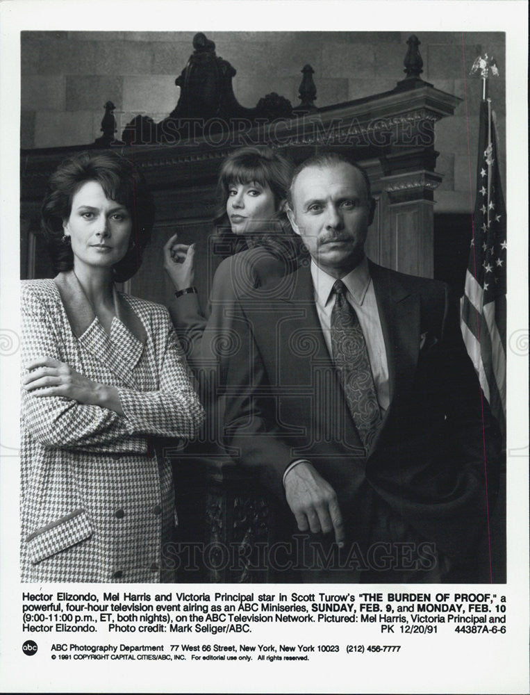 1991 Press Photo Hector Elizondo Mel Harris Victoria Principal The Burden of - Historic Images