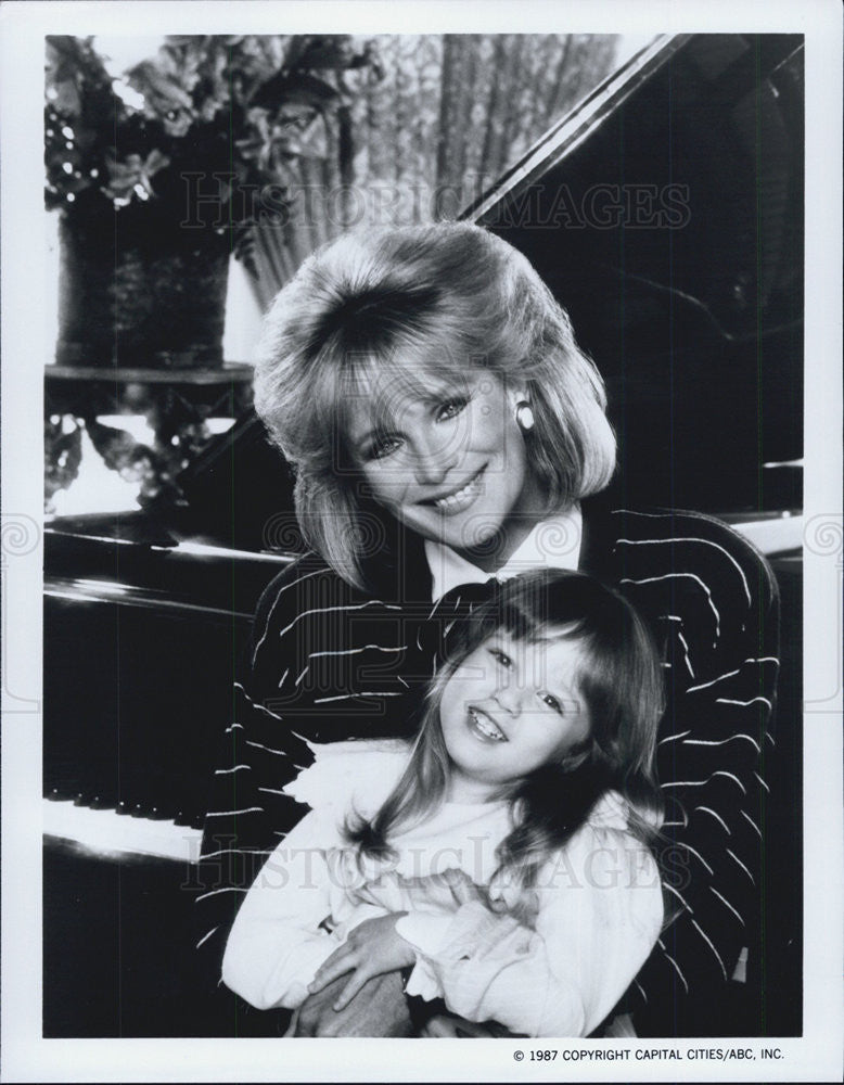 1987 Press Photo Linda Evans, Jessica Player in &quot;Dynasty&quot; - Historic Images