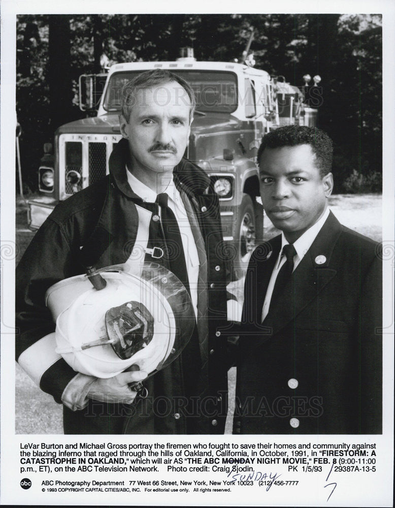 1993 Press Photo LeVar Burton &amp; Michael Gross - Historic Images