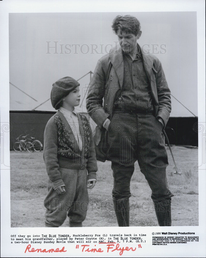 1986 Press Photo Huckleberry Fox And Peter Coyote In Disney TV Movie Time Flyer - Historic Images