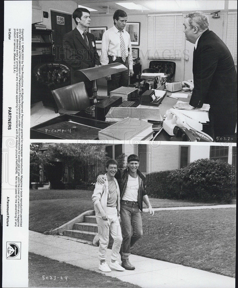 1982 Press Photo Ryan O&#39;Neal &amp; John Hurt in &quot;Partners&quot; - Historic Images