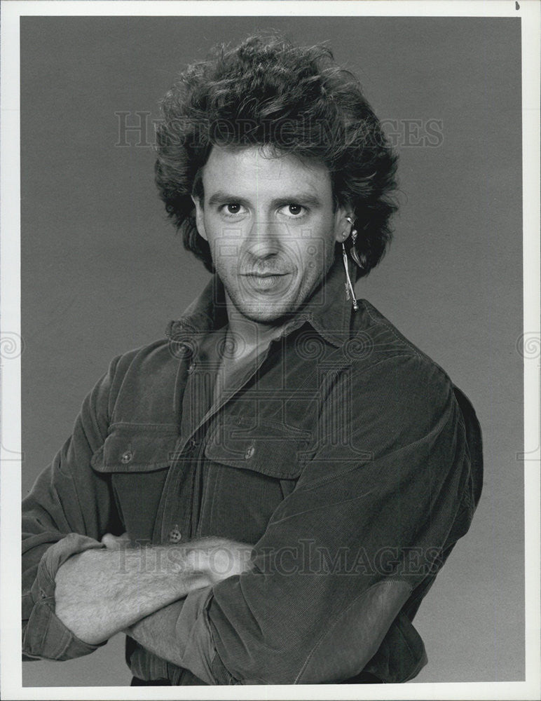 1987 Press Photo Scott Valentine Stars As Nick Moore On NBC Show Family Ties - Historic Images