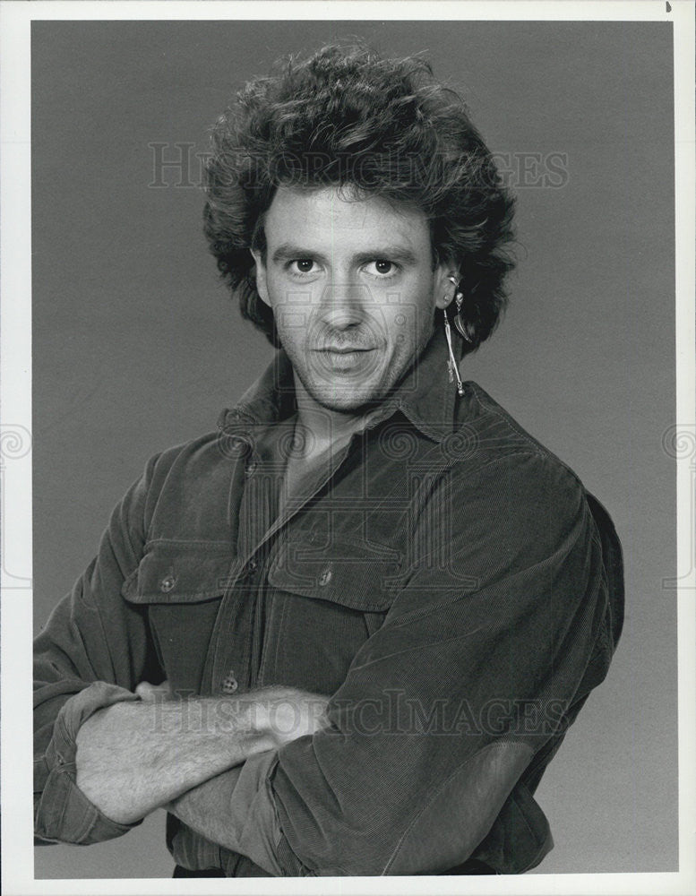 1987 Press Photo Scott Valentine stars in &quot;Family Ties&quot; - Historic Images