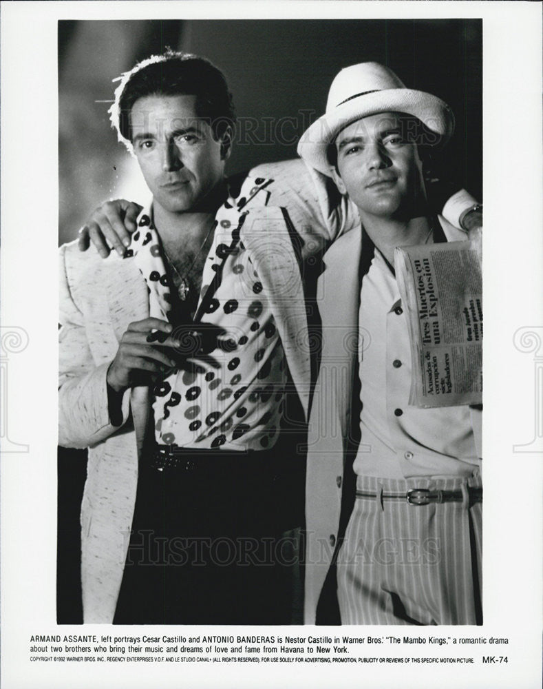 1992 Press Photo Antonio Banderas &amp; Armand Assante &quot;The Mambo Kings&quot; - Historic Images