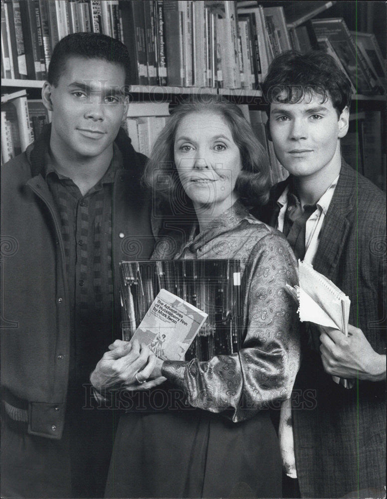 1986 Press Photo Actors Real Andrews Anne Meara jonathan Crombie CBS - Historic Images