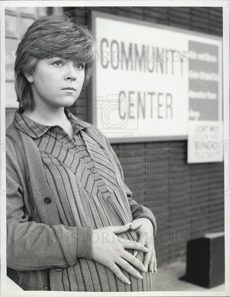 1986 Press Photo Jill Whelan Babies Having Babies Schoolbreak Special CBS - Historic Images