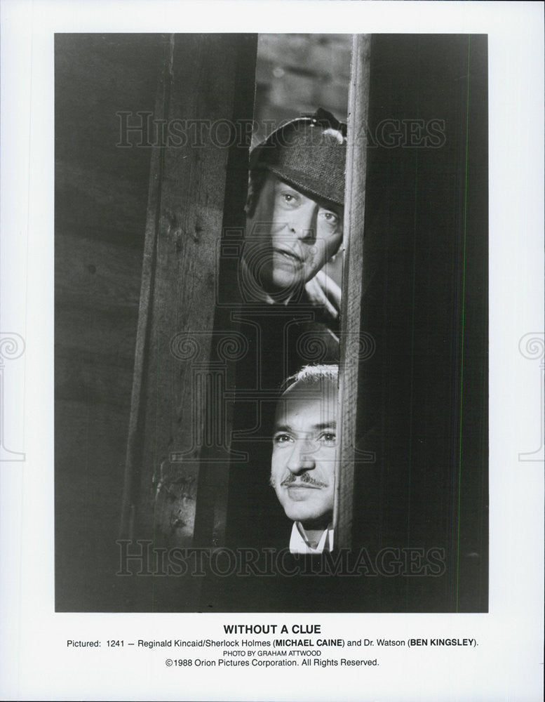 1988 Press Photo Michael Caine and Ben Kingsley star in &quot;Without a Clue.&quot; - Historic Images