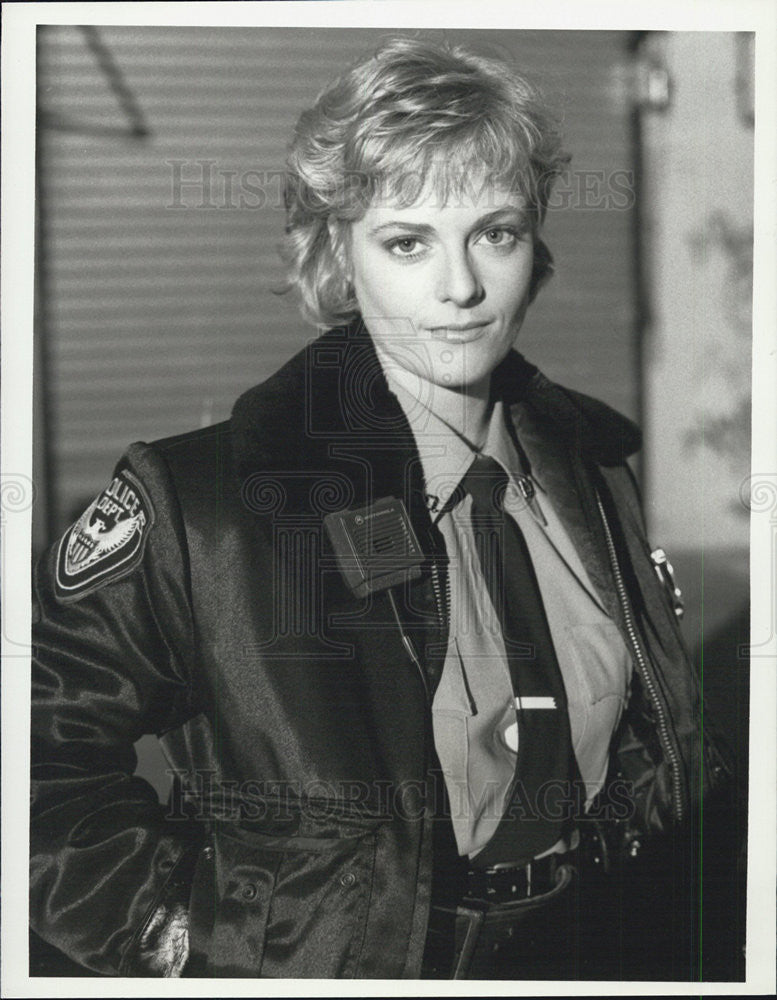 1988 Press Photo Lisa Blount in &quot;CBS Summer Playhouse-Off Duty&quot; - Historic Images