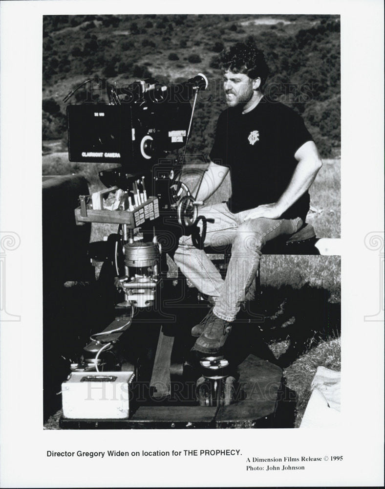 1995 Press Photo The Prophecy director Gregory Widen - Historic Images