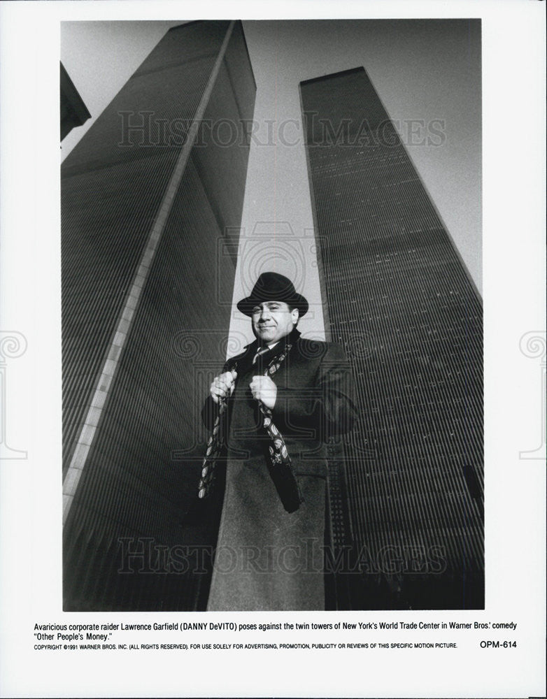 1991 Press Photo Danny Devitor in &quot;Other People&#39;s Money&quot; - Historic Images