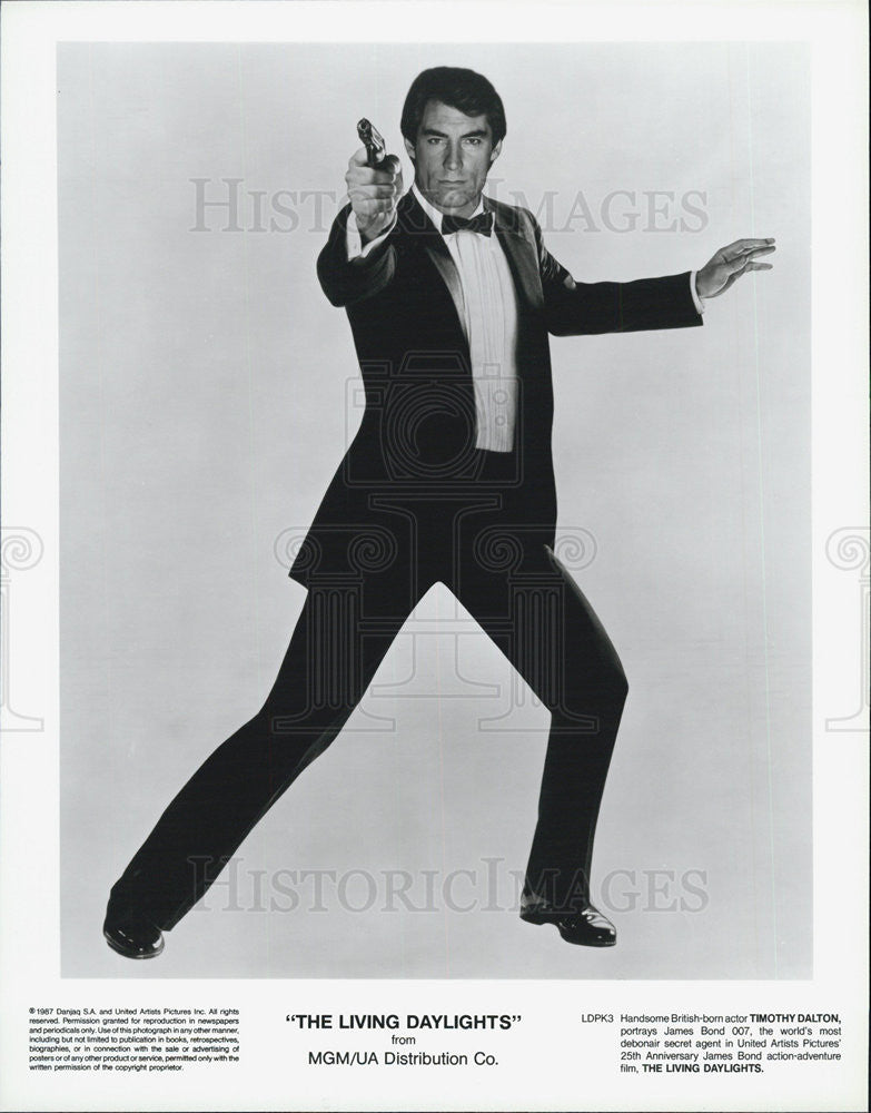 1987 Press Photo Timothy Dalton Portrays James Bond In The Living Daylights - Historic Images