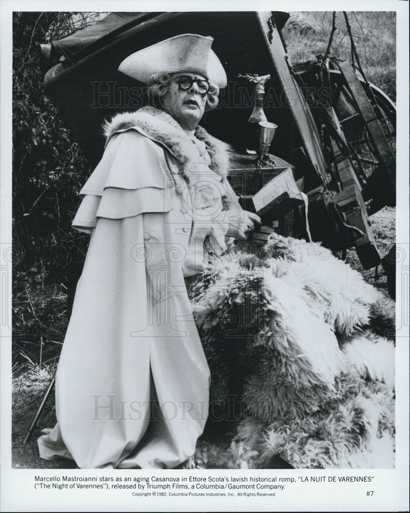 1982 Press Photo Marcello Mastroianni in &quot;La Nuit De Varennes&quot; - Historic Images