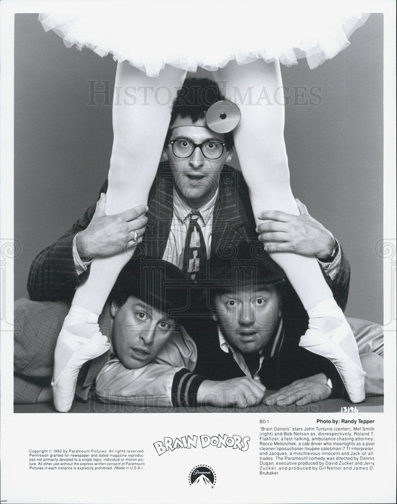 1992 Press Photo of John Turturro, Mel Smith, Bob Nelson in &quot;Brain Donors&quot; - Historic Images