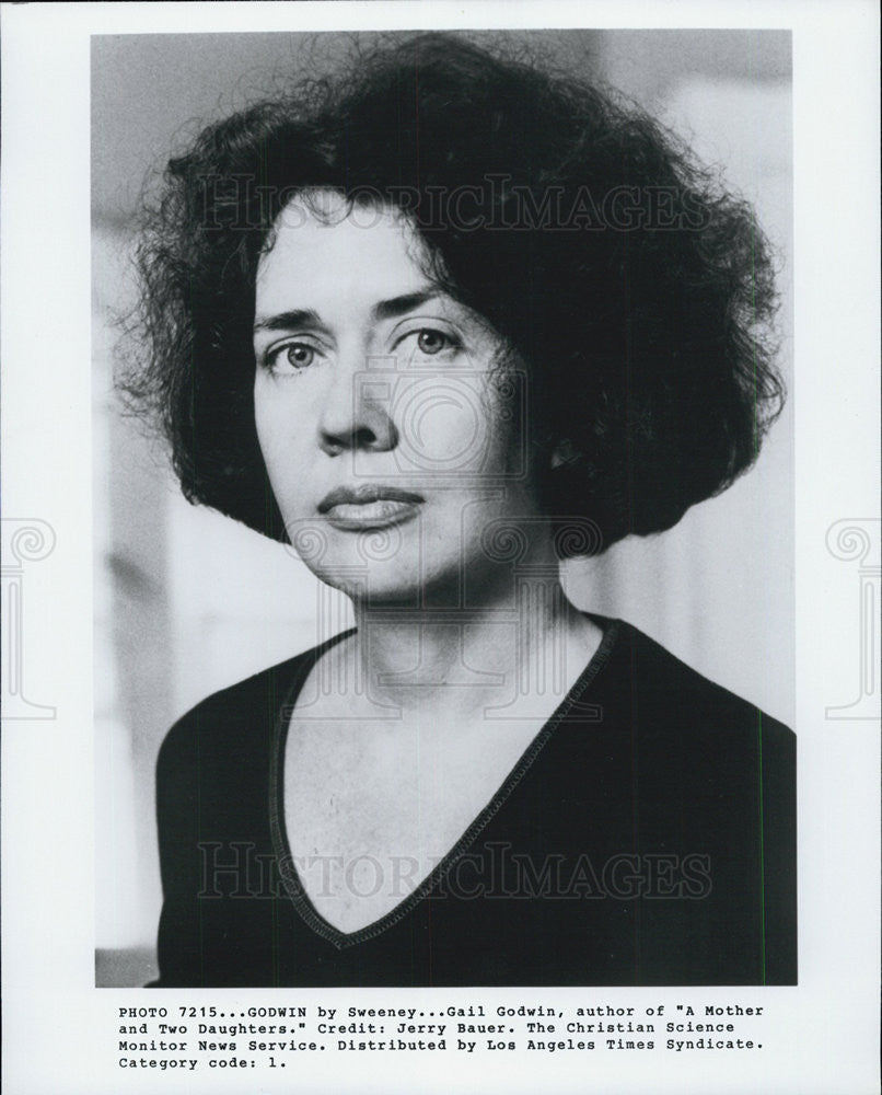 Press Photo Gail Godwin Author of &quot;A Mother and Two Daughters&quot; - Historic Images