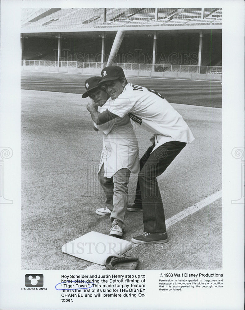 1983 Press Photo Roy Scheider &amp; Justin Henry in &quot;Tiger Town&quot; - Historic Images