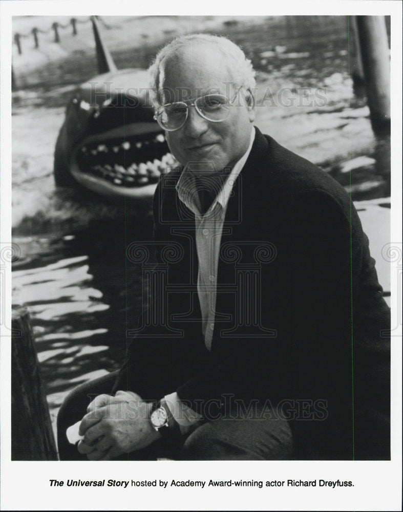 1995 Press Photo Richard Dreyfuss hosts The Universal Story - Historic Images