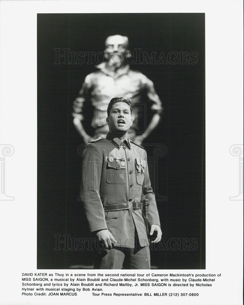 Press Photo David Kater as Thuy in "Miss Saigon" - Historic Images