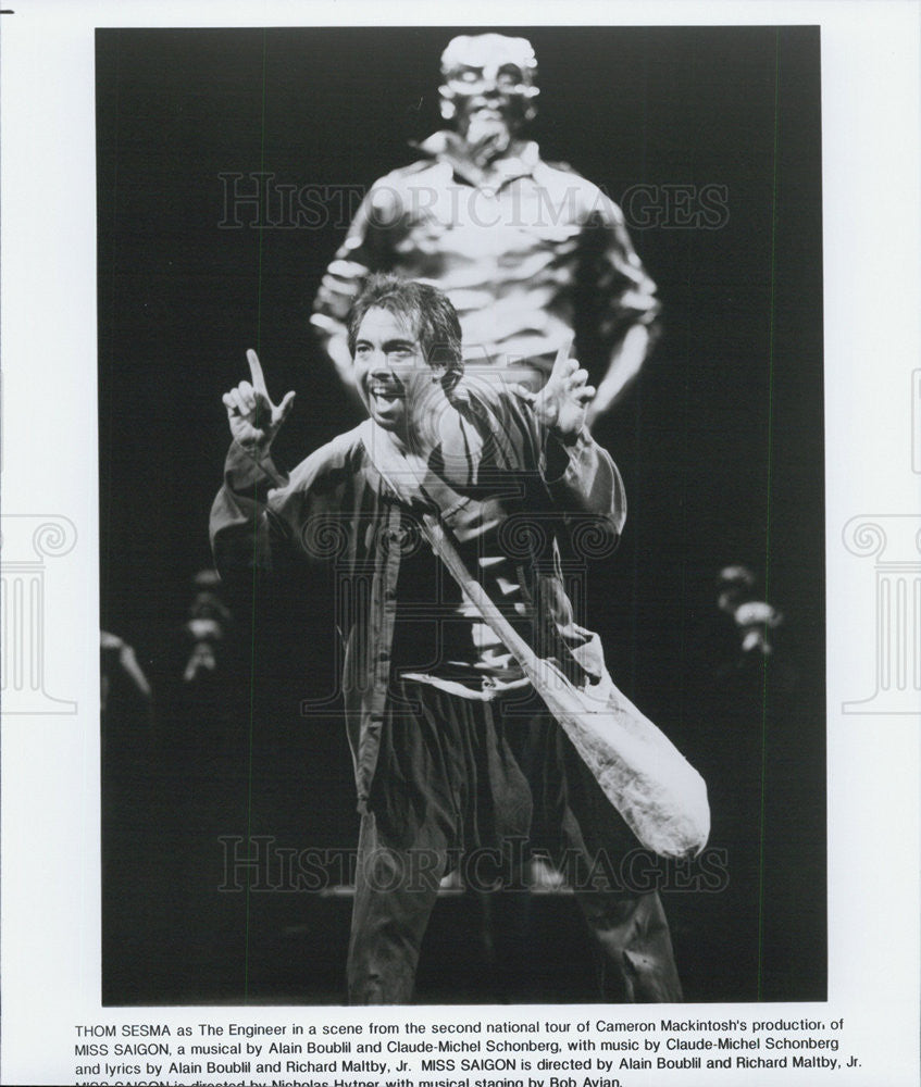 1975 Press Photo Thom and theEngineer in &quot;Miss Saigon&quot; - Historic Images