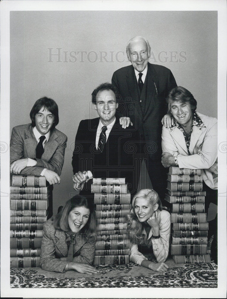 1980 Press Photo The Associates Short Mills Regalbuto Hyde-White Smith Thomerson - Historic Images