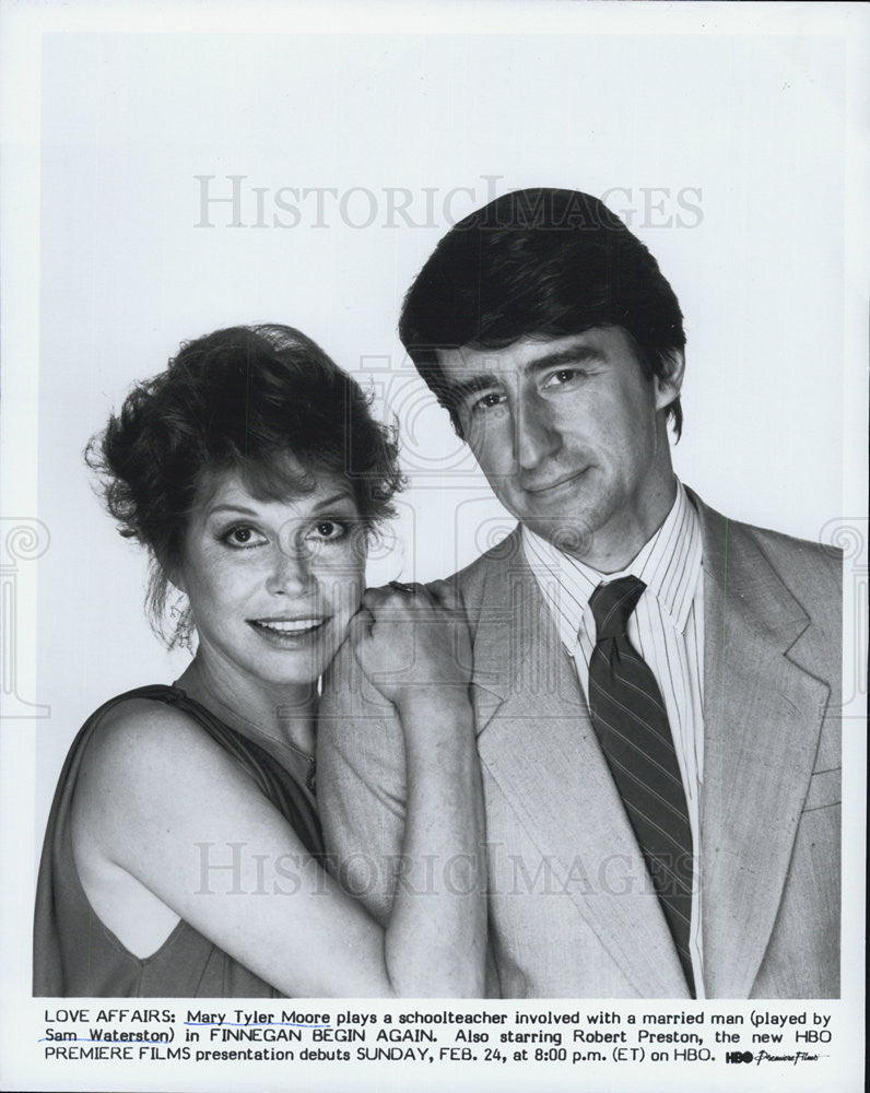 Press Photo Mary Tyler Moore Sam Waterson FINNEGAN BEGIN AGAIN - Historic Images