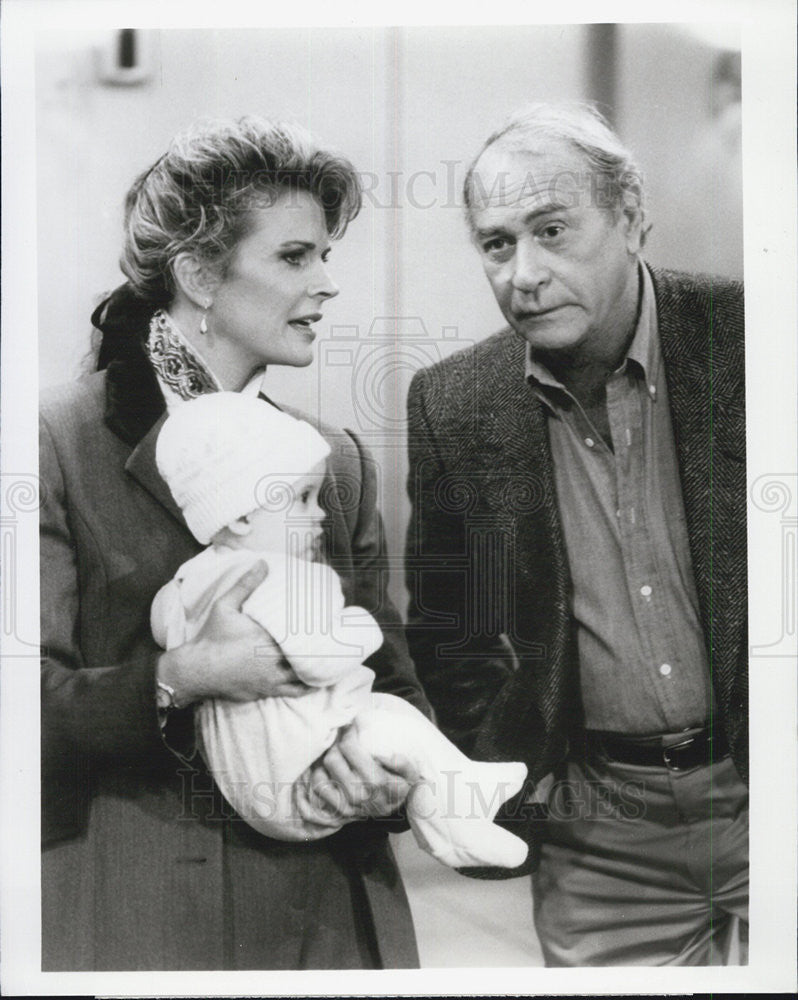 1989 Press Photo Candice Bergen Darren McGavin MURPHY BROWN - Historic Images