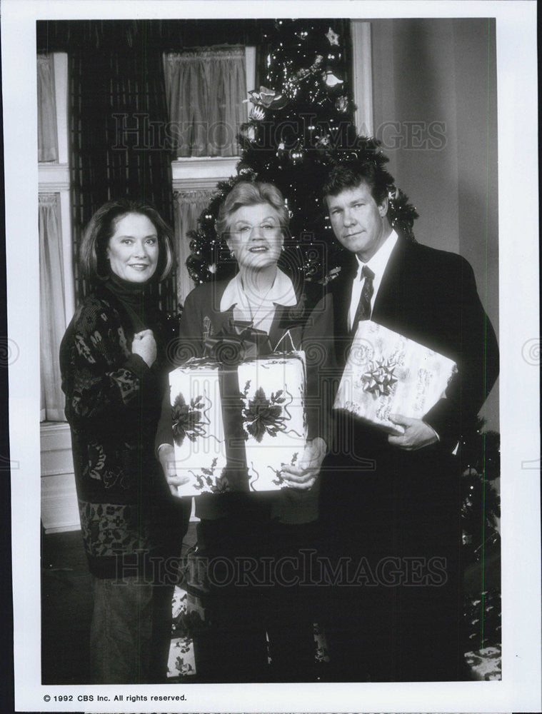 1992 Press Photo &quot;Murder She Wrote&quot; Angela Lansbury,Diane Baker,Larry Wilcox - Historic Images