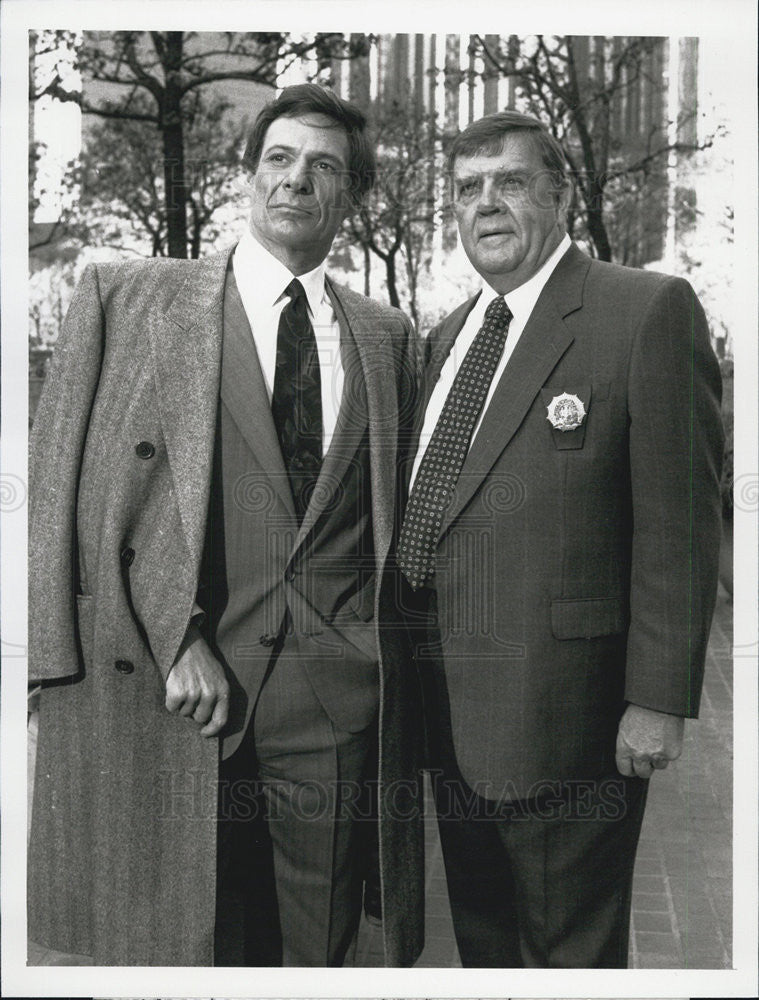 1990 Press Photo Ron Leibman,Pat Hingle &quot;Murder She Wrote&quot; - Historic Images