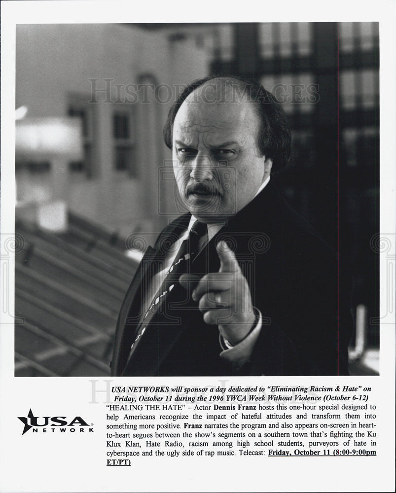 1996 Press Photo Actor Dennis Franz Hosts &quot;Eliminating Racism &amp; Hate&quot; USA - Historic Images