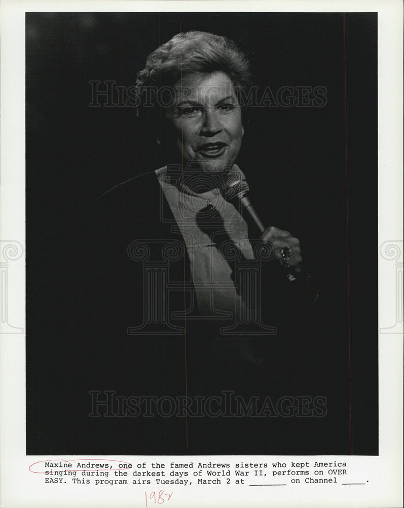 Press Photo Singer Maxine Andrews - Historic Images