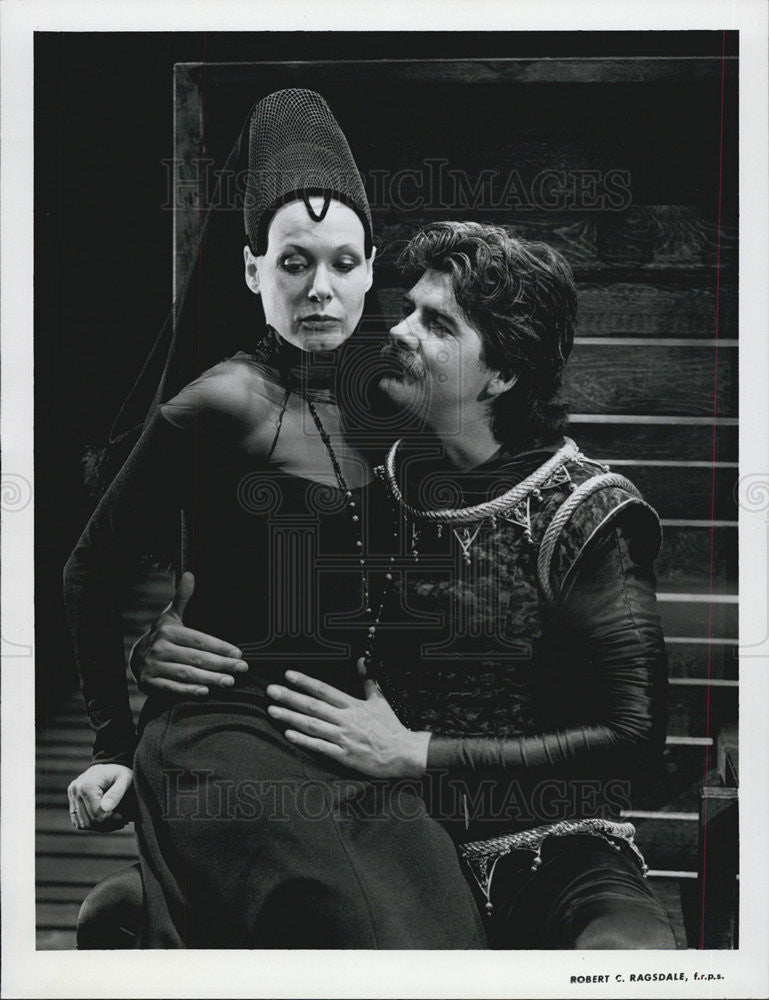 1980 Press Photo Diana Leblanc Lady Grey Booth Savage Edward Play &quot;Henry VI&quot; - Historic Images