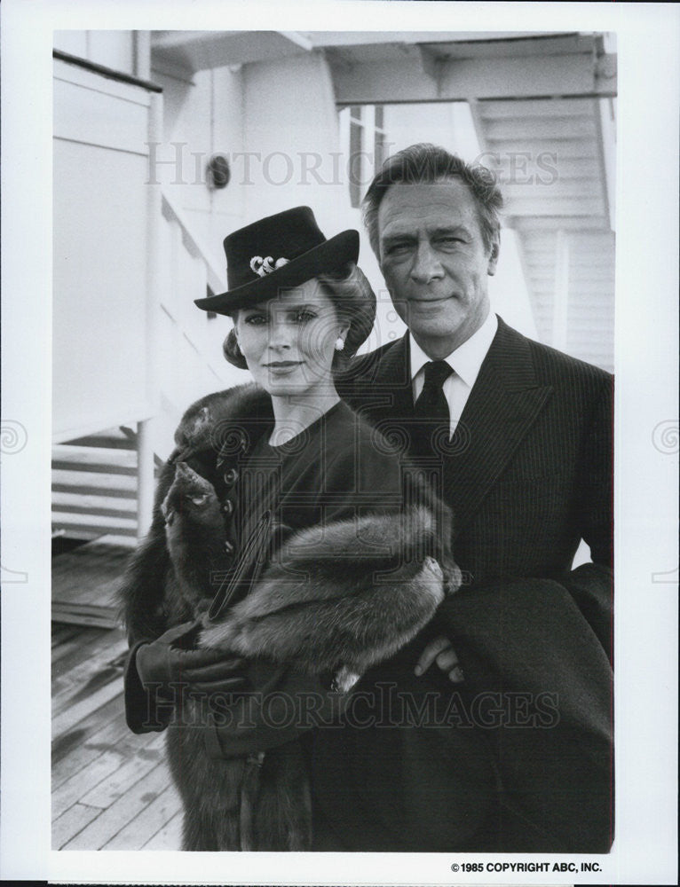 1986 Press Photo Cheryl Ladd Christopher Plummer Film Actor - Historic Images