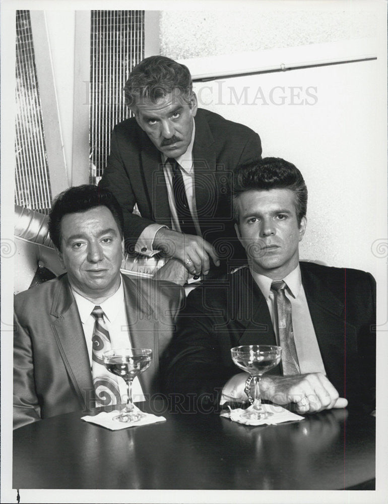 1987 Press Photo Crime Story NBC Television Dennis Farina Anthony Denison - Historic Images