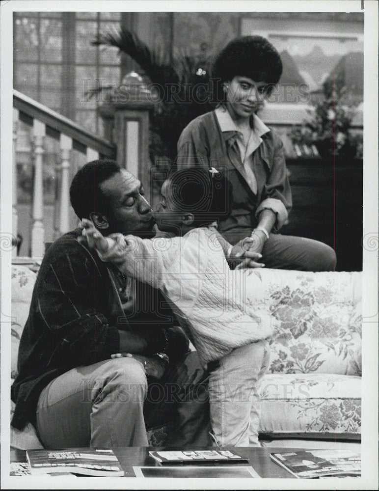 1985 Press Photo Phylicia Ayers-Allen, and Bill Cosby on The Cosby Show - Historic Images