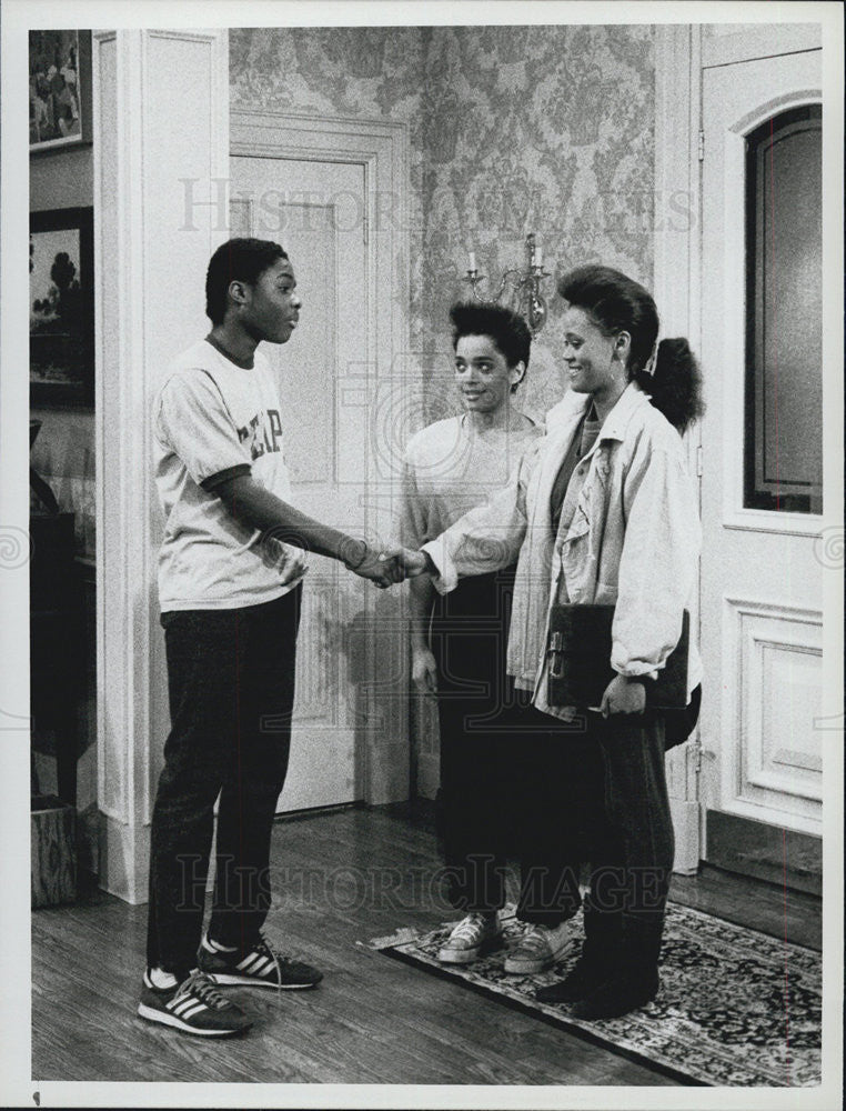 1986 Press Photo Malcolm Jamal Warner Lisa Bonet The Cosby Show - Historic Images