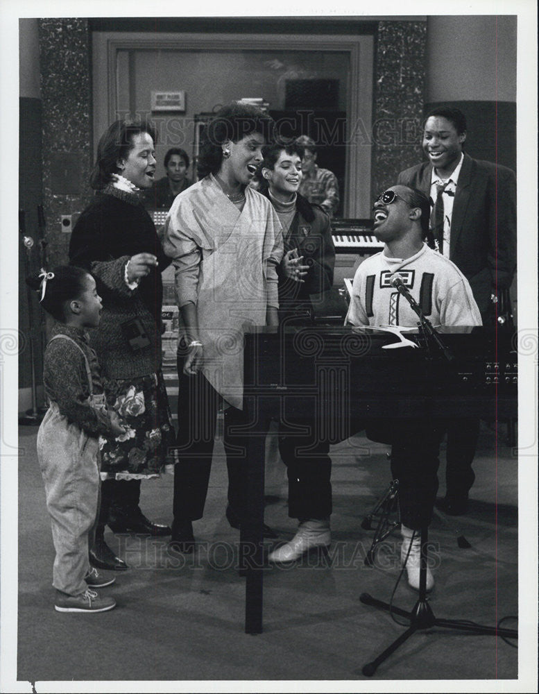 1986 Press Photo Malcolm Jamal Warner Lisa Bonet The Cosby Show - Historic Images
