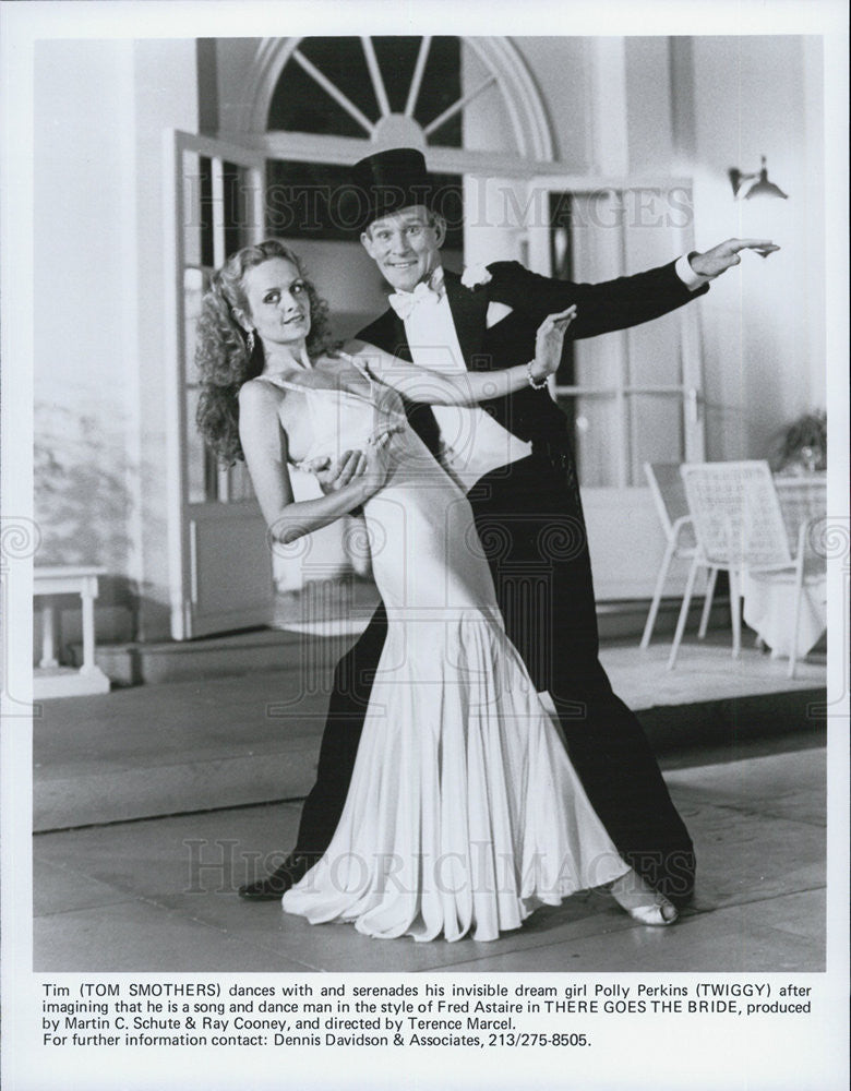 1980 Press Photo Fred Astaire &amp; Polly Perkins in &quot;There Goes the Bride&quot; - Historic Images