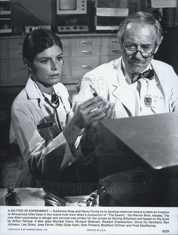 1978 Press Photo Katherine Ross & Henry Fonda on "Swarm" - Historic Images