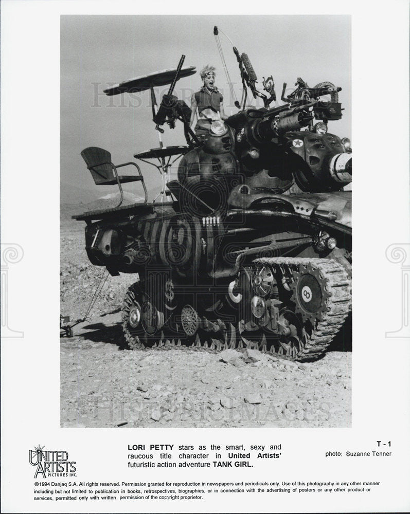 1994 Press Photo Actress Lori Petty Starring In United Artists' "Tank Girl" - Historic Images