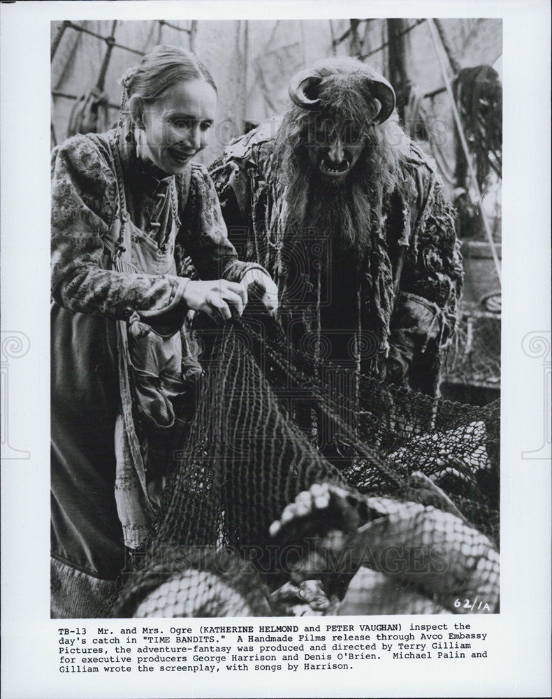 1981 Press Photo Actors Katherine Helmond And Peter Vaughan In &quot;Time Bandits&quot; - Historic Images